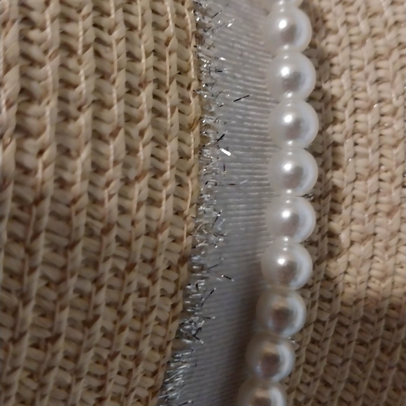 Women's straw bucket hat - Picture 4 of 4